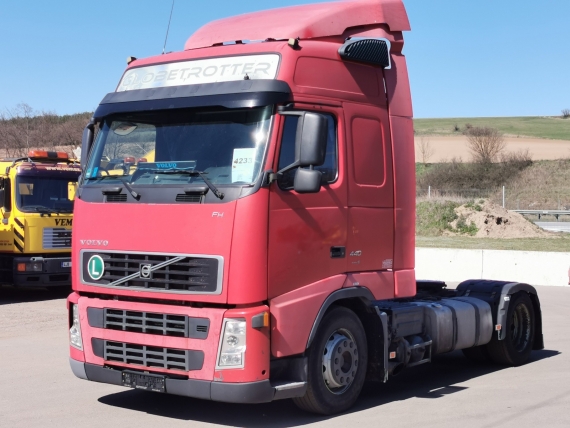 VOLVO FH 13 440 42 T EURO 5